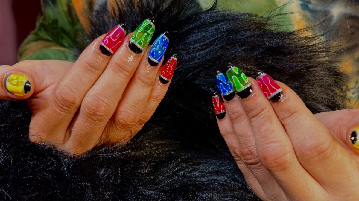 Custom nail art set